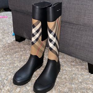 Burberry Rainboots